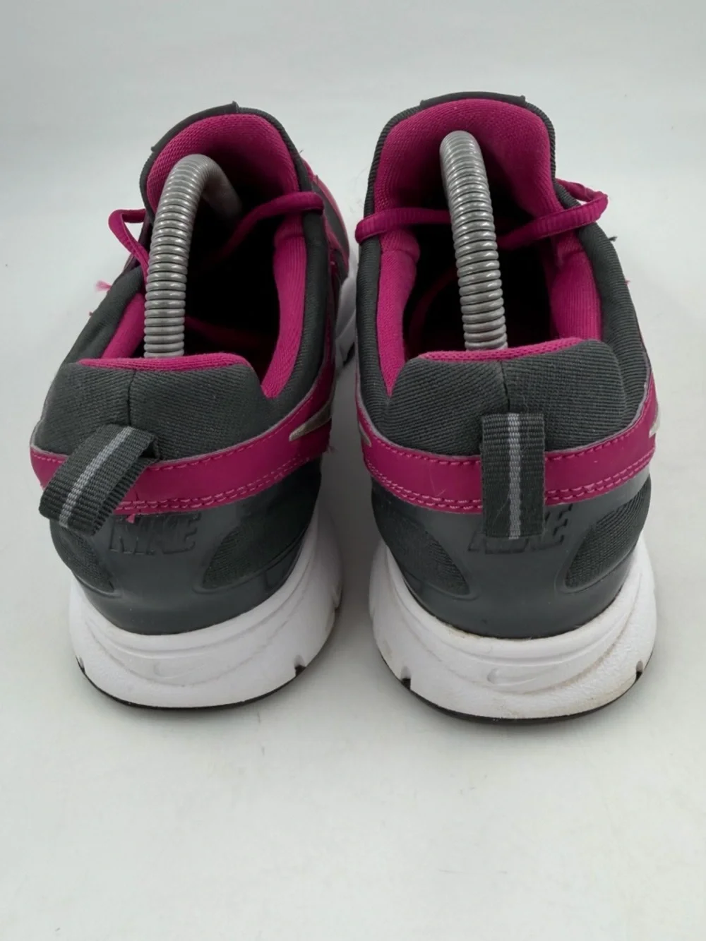 Nike excellent preowned